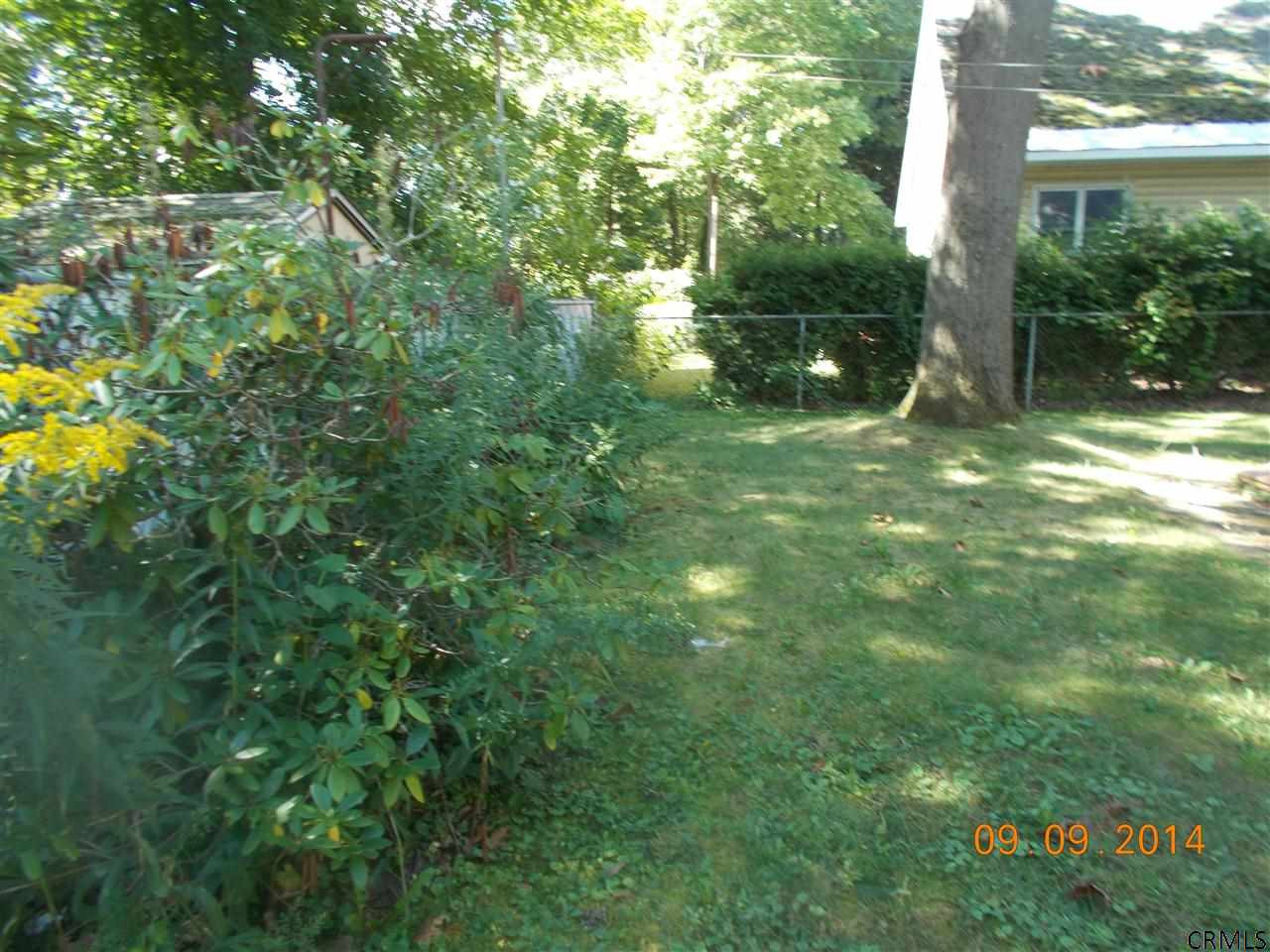 481 Manchester Road Schenectady, NY 12304 - Photo 14 of 17 Photo 14