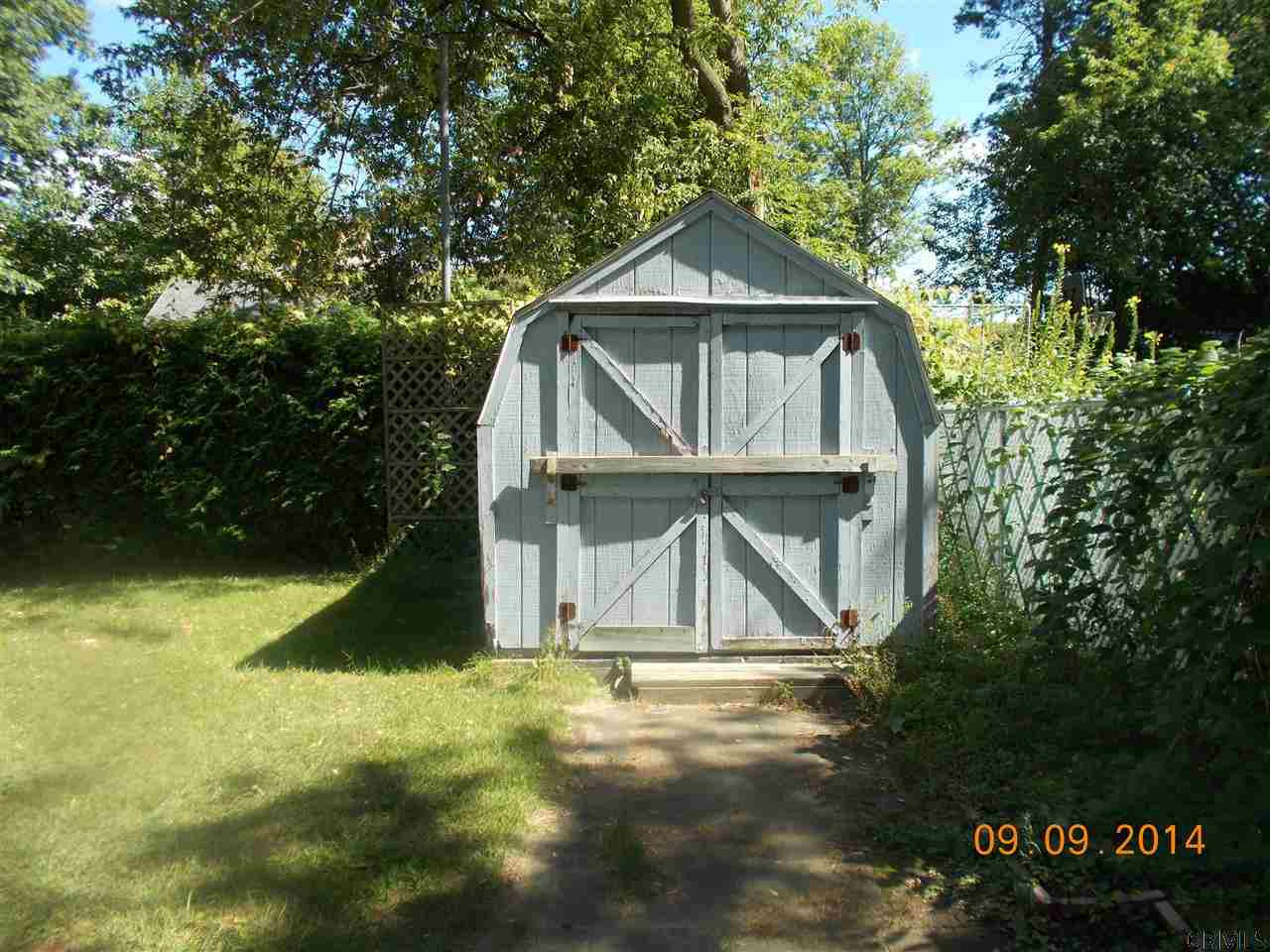 481 Manchester Road Schenectady, NY 12304 - Photo 16 of 17 Photo 16