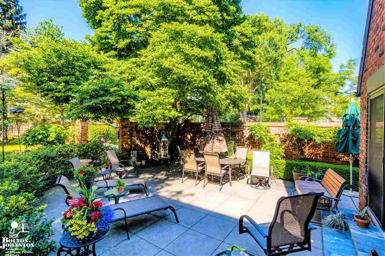 133 Merriweather Road Grosse Pointe Farms, MI 48236 - Photo 46 of 65