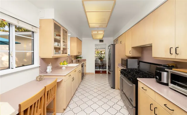 $2,188,000 | 182 West Wistaria Avenue, Arcadia, CA 91007