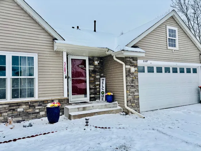 $408,999 | 5187 Heath Avenue North, Oakdale, MN 55128