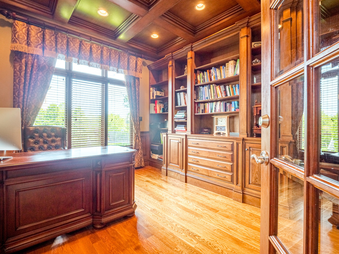 8691 Crest Court Burr Ridge, IL 60527 - Photo 27 of 78