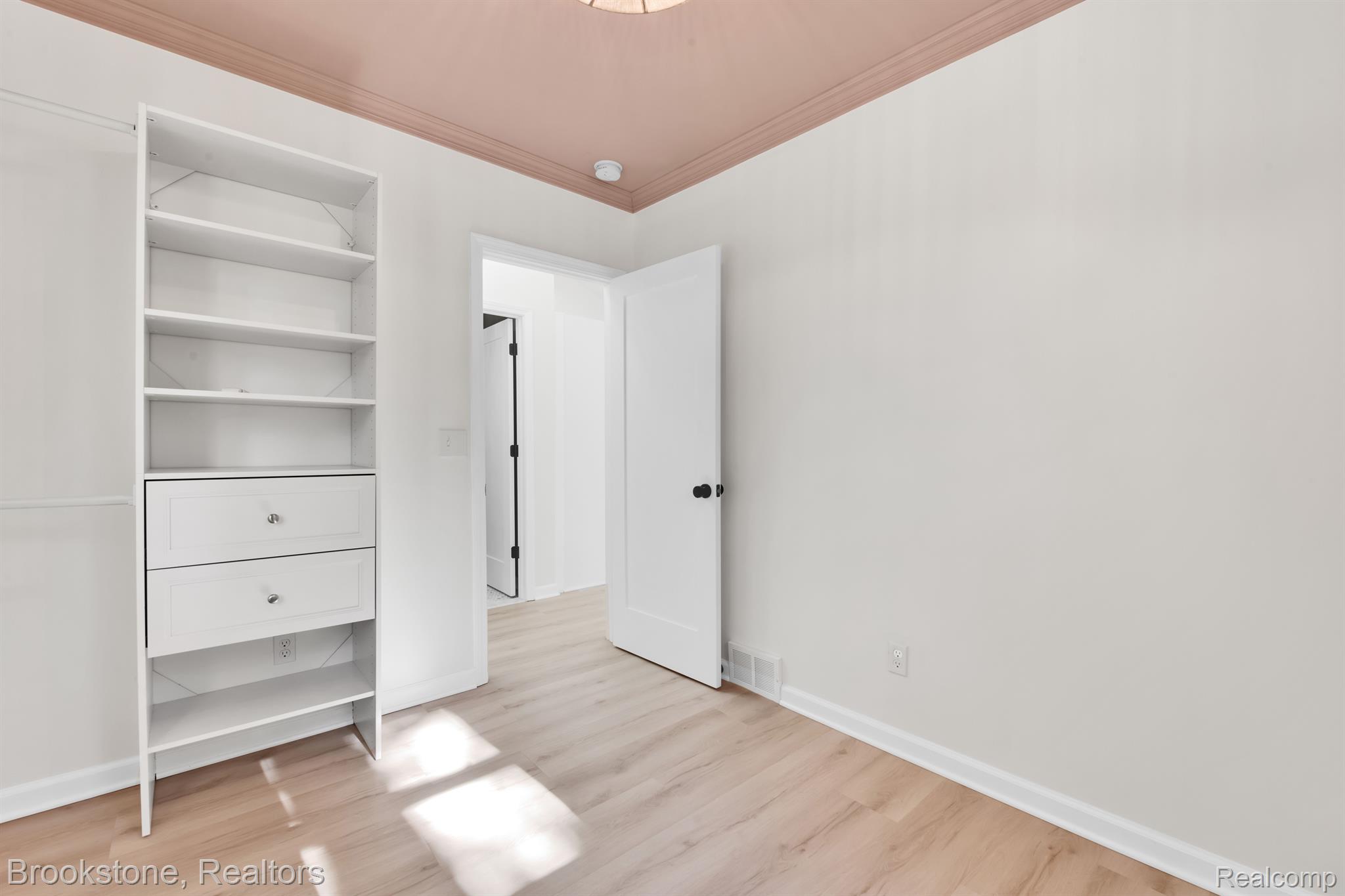 7375 Lakewood Road Lexington, MI 48450 - Photo 19 of 23 Gallery Image 19