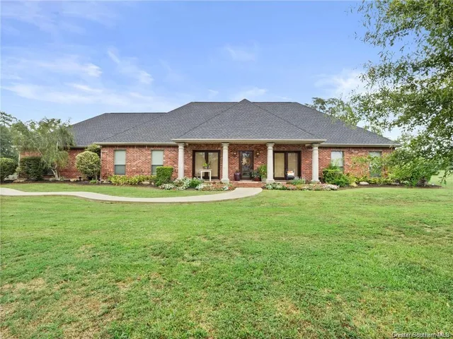 $470,000 | 600 North Overton Street, Dequincy, LA 70633