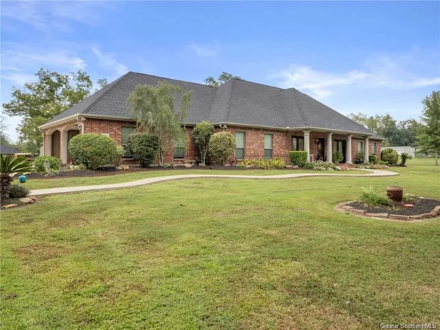 $470,000 | 600 North Overton Street, Dequincy, LA 70633