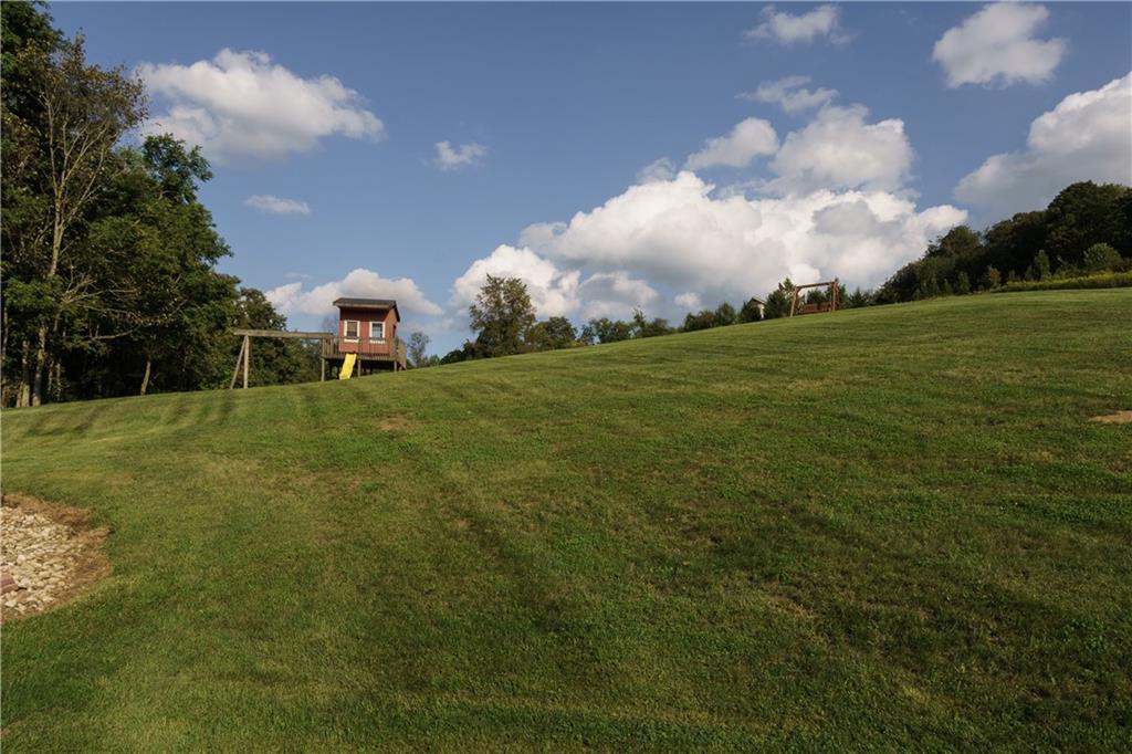 82 Pleasant Road McDonald, PA 15057 - Photo 2 of 25 Gallery Image 2