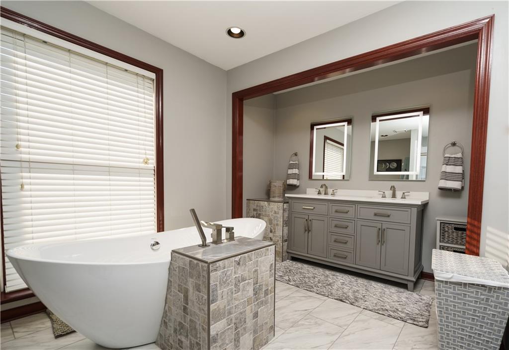 82 Pleasant Road McDonald, PA 15057 - Photo 12 of 25 Gallery Image 12
