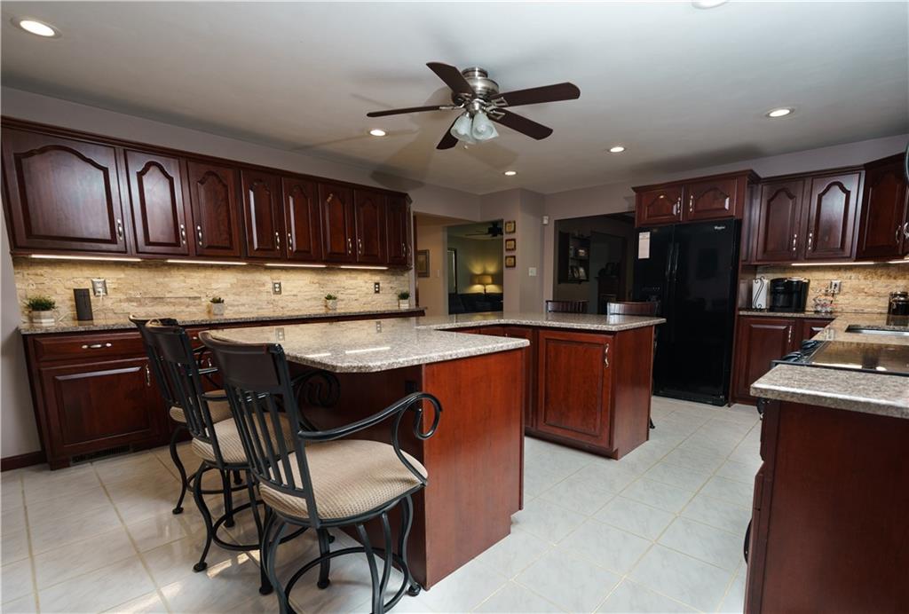 82 Pleasant Road McDonald, PA 15057 - Photo 6 of 25 Gallery Image 6