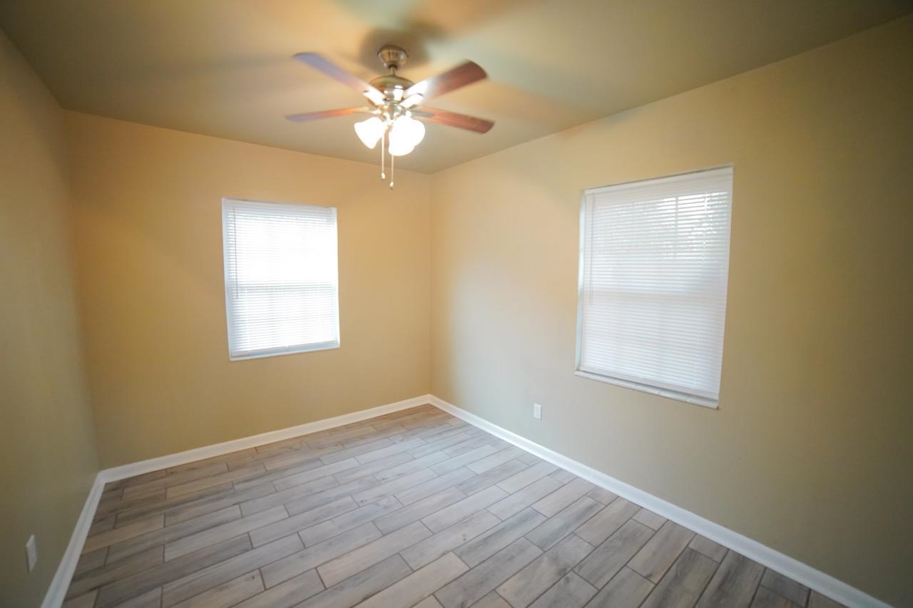 926 Apache Street Tallahassee, FL 32301 - Photo 4 of 25