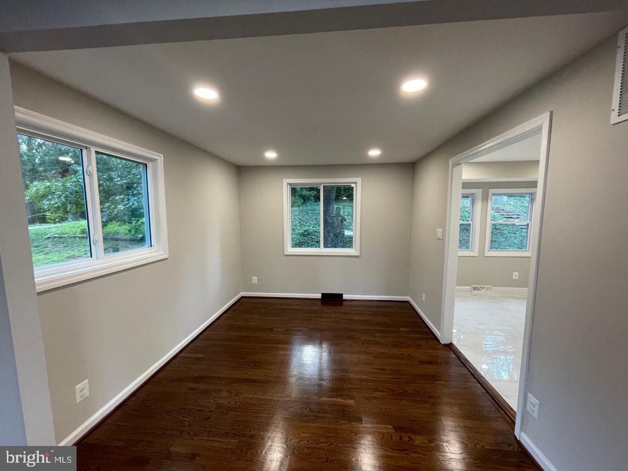 12917 Clarion Road Fort Washington, MD 20744 - Photo 14 of 31 Gallery Image 14