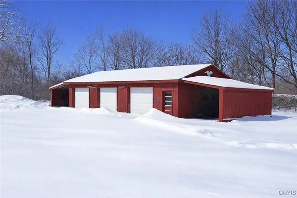 $679,900 | 7513 Glass Factory Road, Trenton, NY 13354