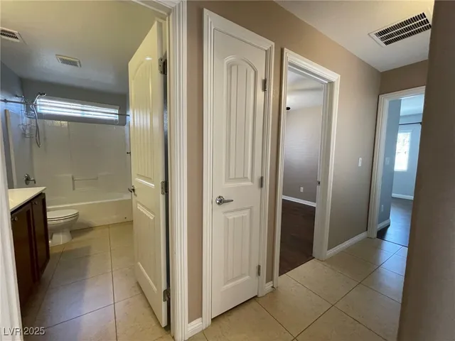 $2,350 | 92 Whitetail Archery Avenue, North Las Vegas, NV 89084