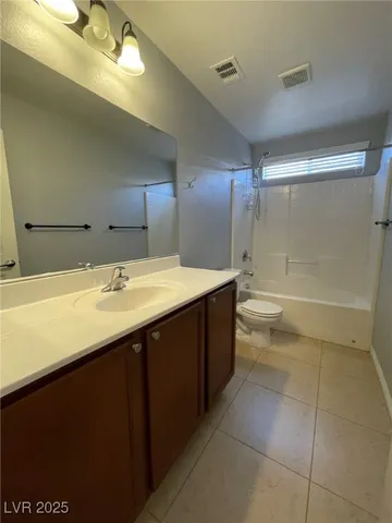 $2,350 | 92 Whitetail Archery Avenue, North Las Vegas, NV 89084