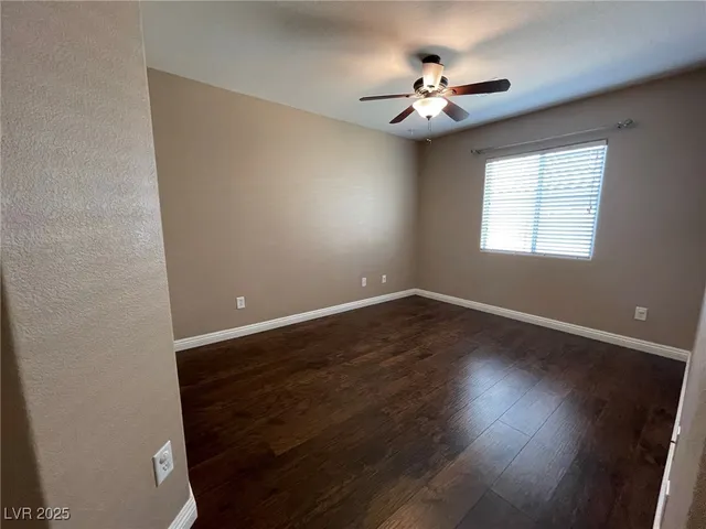 $2,350 | 92 Whitetail Archery Avenue, North Las Vegas, NV 89084