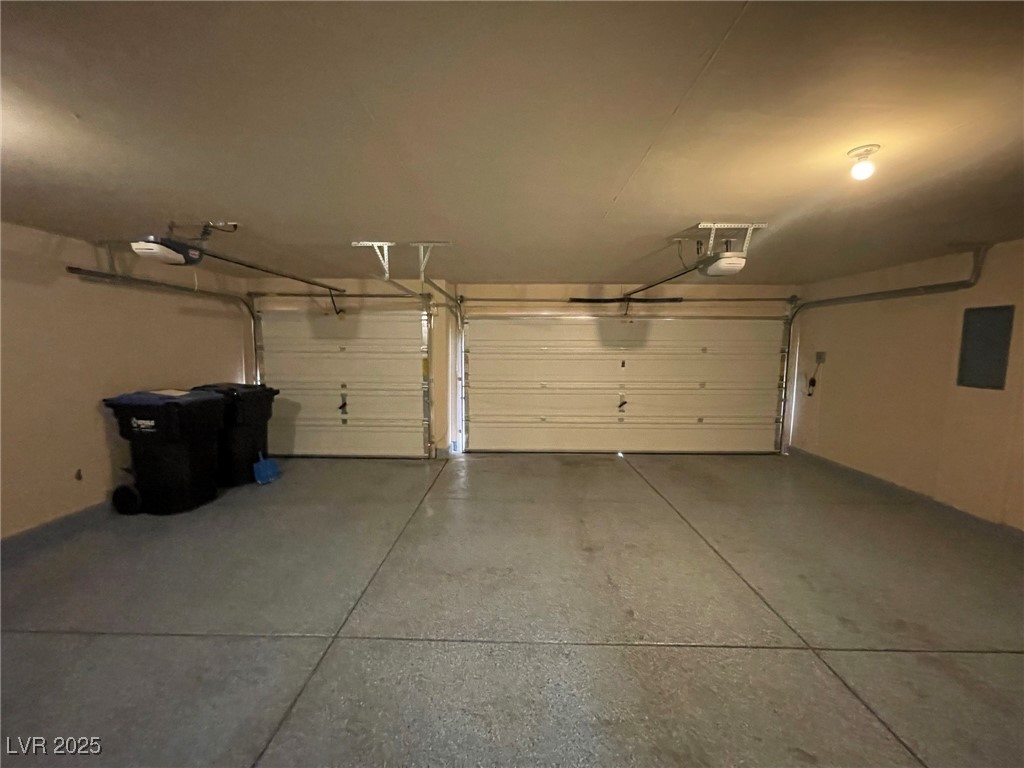 92 Whitetail Archery Avenue North Las Vegas, NV 89084 - Photo 30 of 33 Garage with electric panel