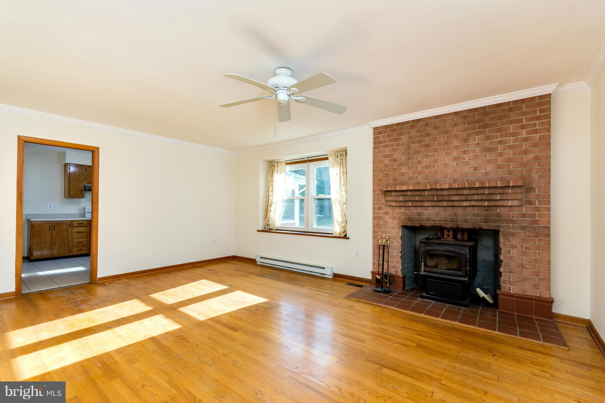 101 Tarragon Lane Edgewater, MD 21037 - Photo 15 of 30 Family Room