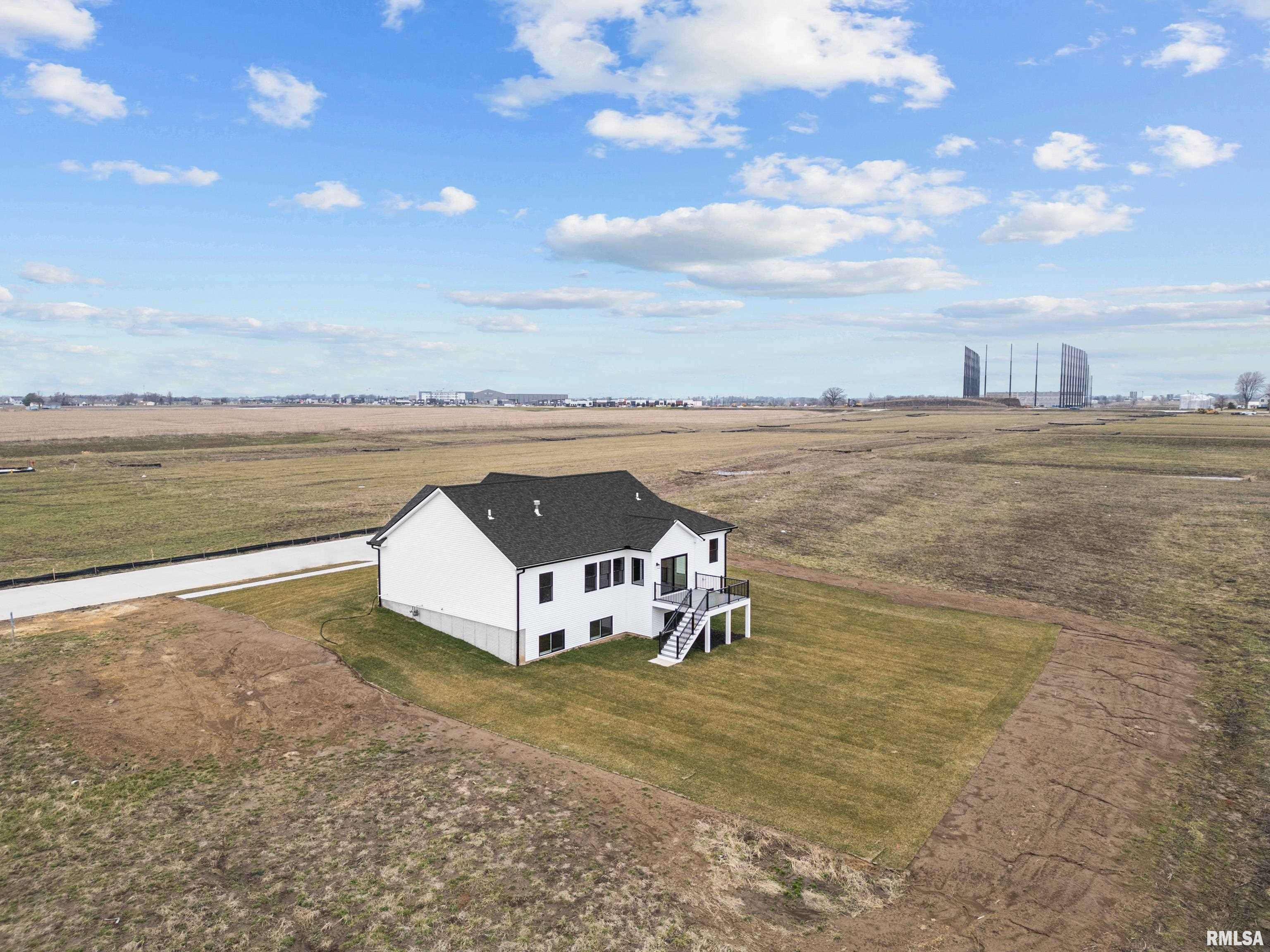 6247 Meyer Road Bettendorf, IA 52722 - Photo 46 of 49 Gallery Image 46