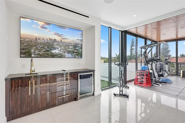 $6,400,000 | 509 Coconut Isle Drive, Fort Lauderdale, FL 33301