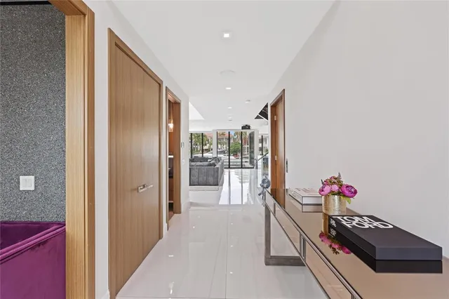 a room with lots of table and chairs