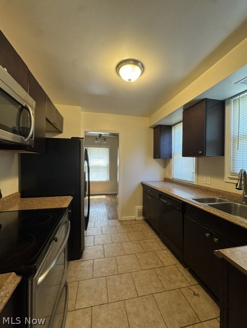 1920 Revere Road Cleveland, OH 44118 - Photo 2 of 10 Kitchen