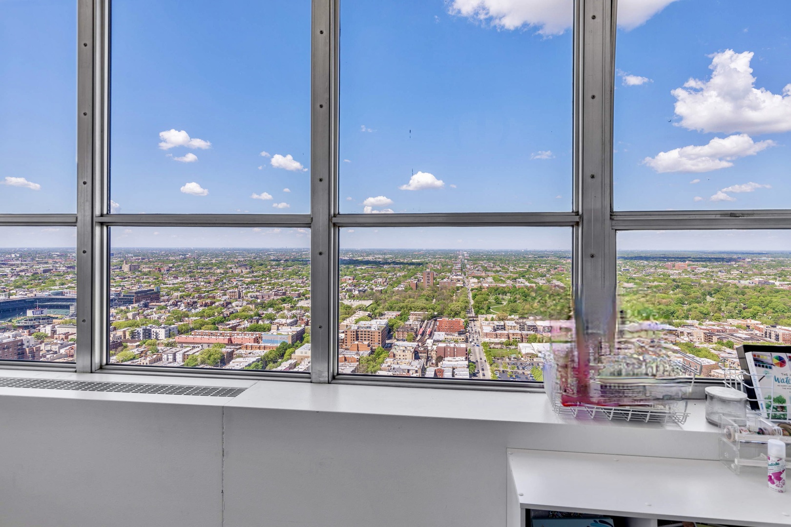 655 West Irving Park Road, Unit 4517 Chicago, IL 60613 - Photo 11 of 27 a view of sky from window