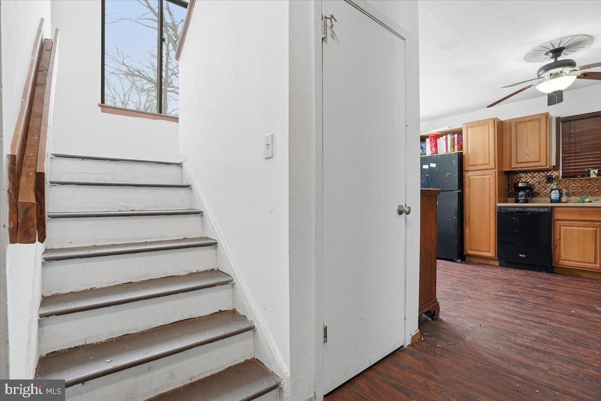 3301 Windemere Drive Bushkill, PA 18324 - Photo 25 of 70 a view of a kitchen with an entryway and wooden floor