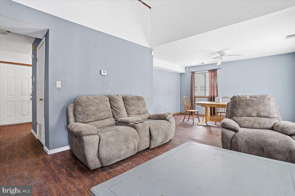 3301 Windemere Drive Bushkill, PA 18324 - Photo 8 of 70 a living room with furniture and a couch