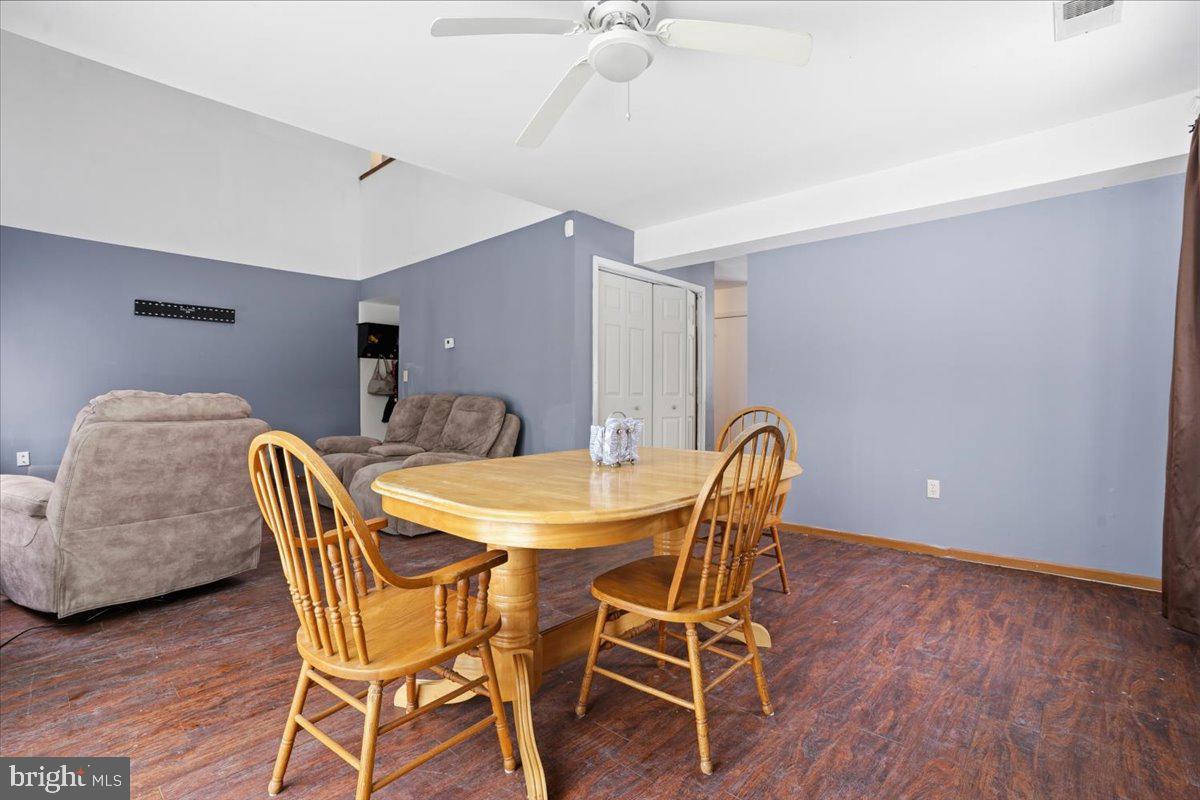 3301 Windemere Drive Bushkill, PA 18324 - Photo 10 of 70 a dining room with furniture and wooden floor