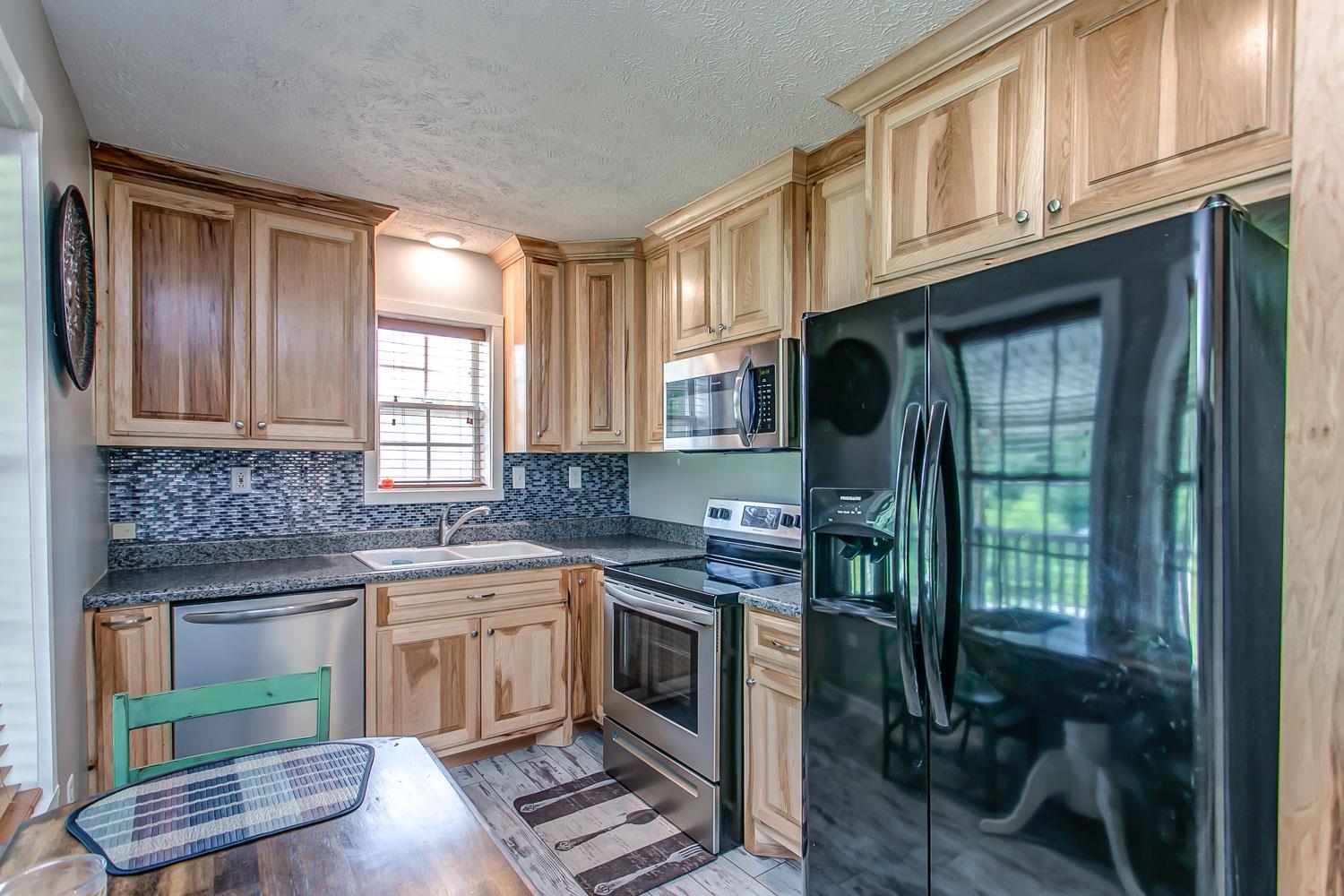 32 Annie Mae Road Summertown, TN 38483 - Photo 9 of 20 Gallery Image 9