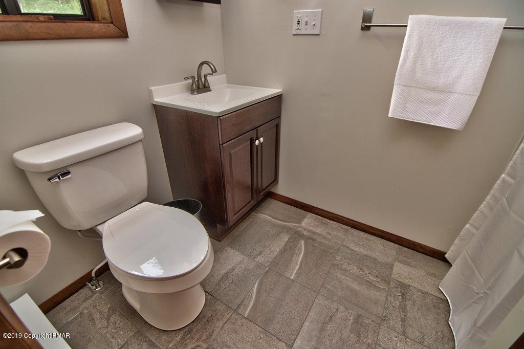 138 Raspberry Drive Canadensis, PA 18325 - Photo 34 of 62 1st floor bath flooring