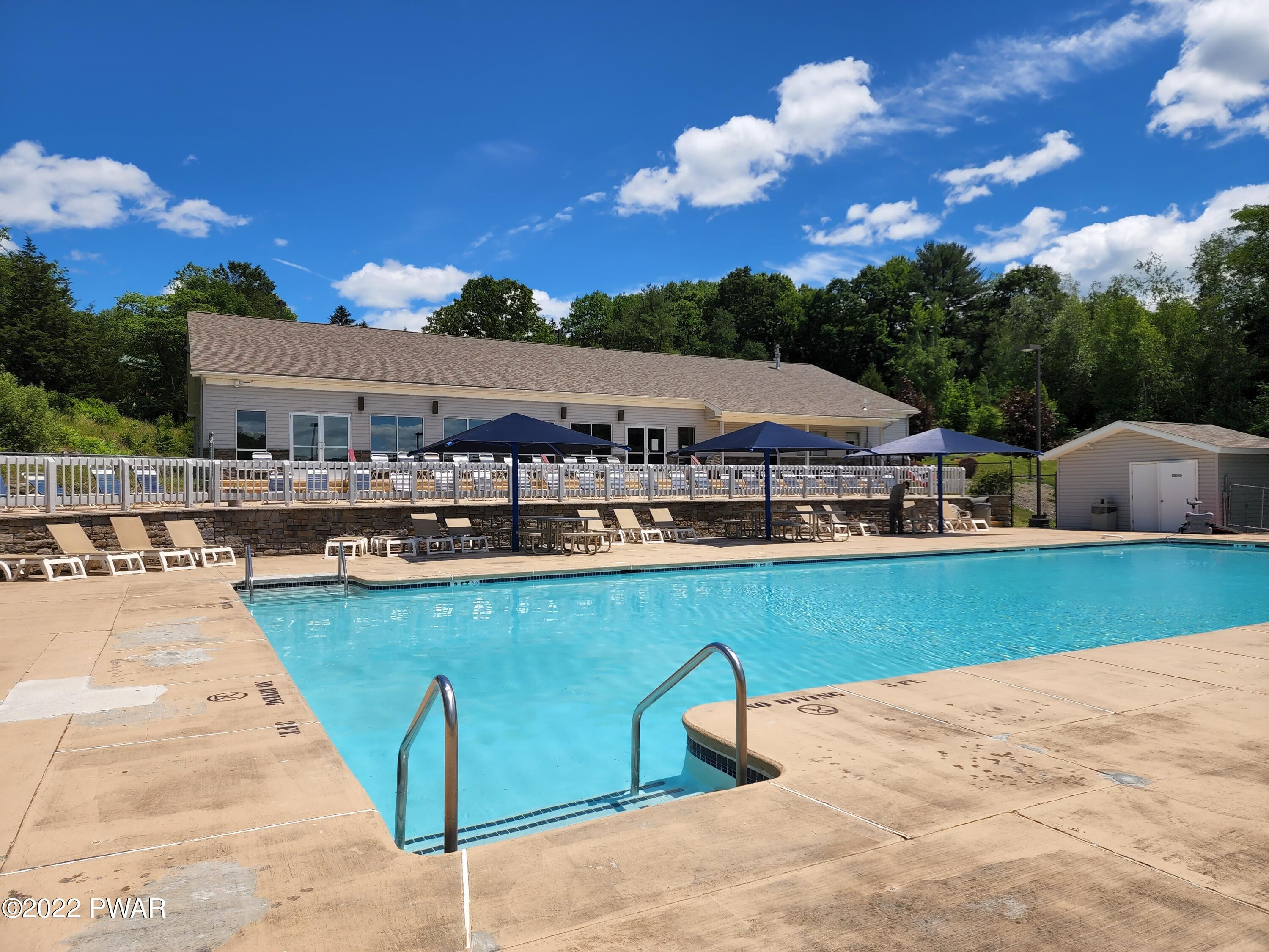 152 Dunchurch Drive Bushkill, PA 18324 - Photo 10 of 24