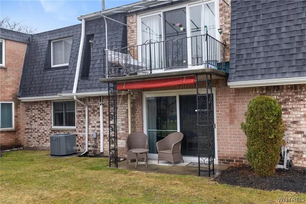 $149,900 | 70A Foxberry Drive, Unit A, Amherst, NY 14068