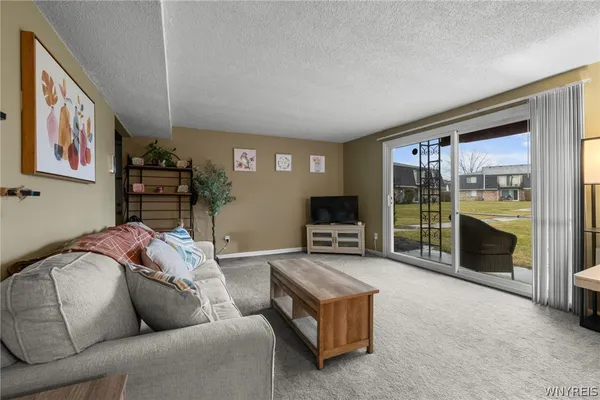 $149,900 | 70A Foxberry Drive, Unit A, Amherst, NY 14068