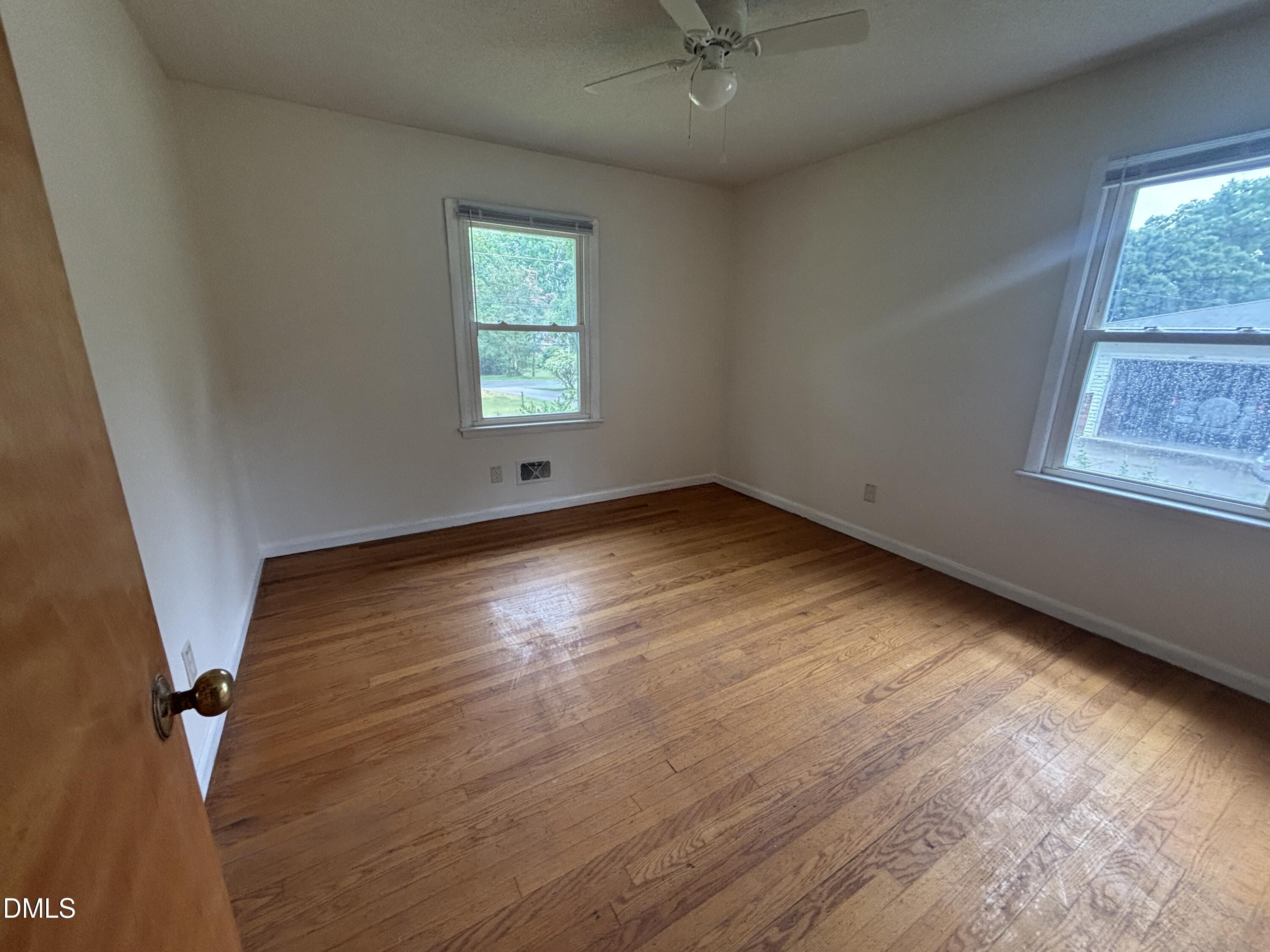 3609 Melrose Drive Raleigh, NC 27604 - Photo 36 of 51 20260623_190008634_iOS