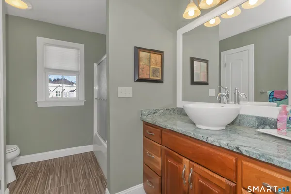 $775,000 | 84 Bobolink Lane, Somers, CT 06071