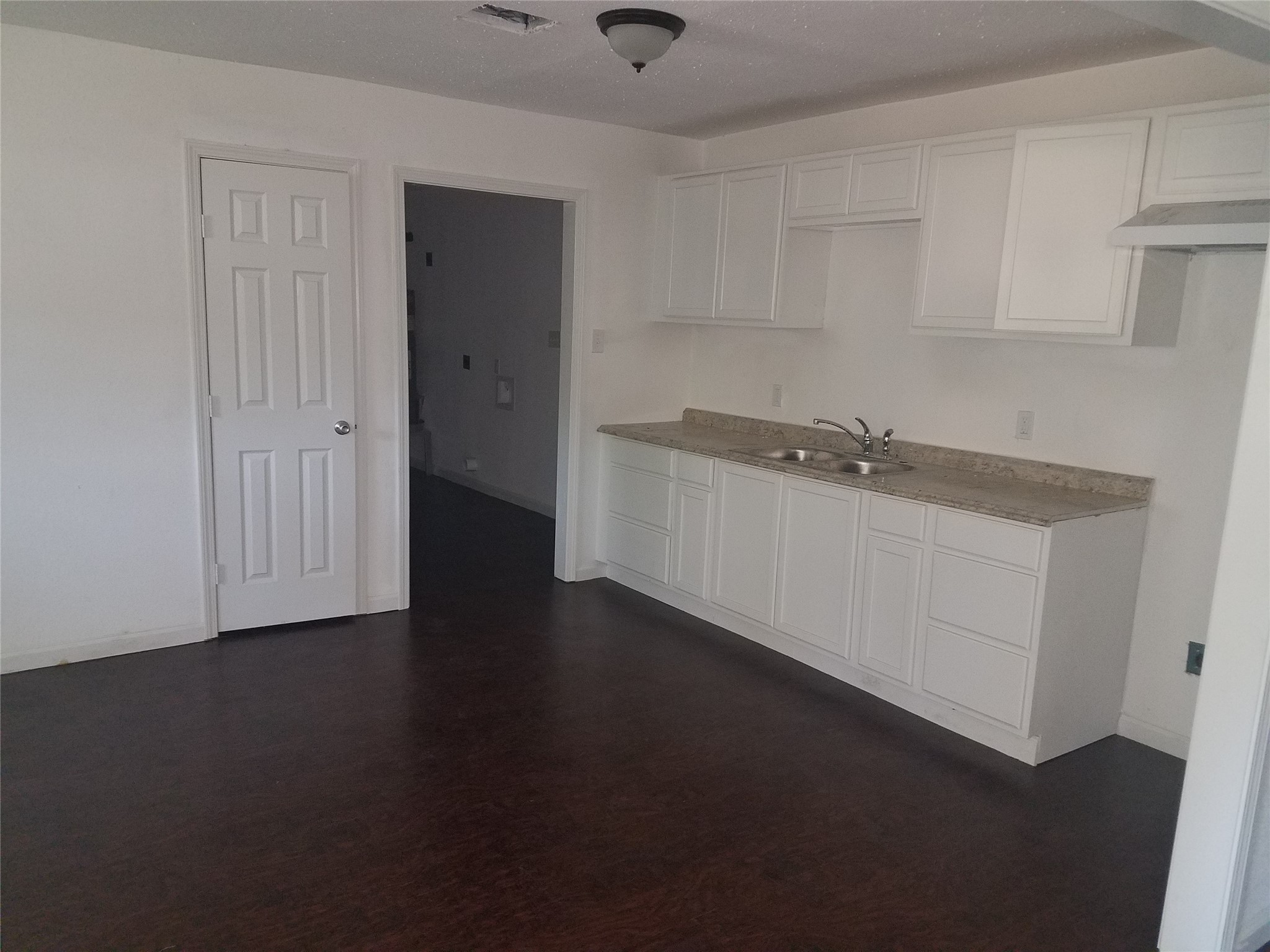 5234 Ripplebrook Drive Houston, TX 77045 - Photo 16 of 18