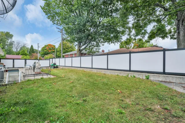 $430,000 | 4820 71st Street, Kenosha, WI 53142