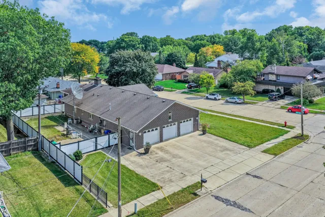 $430,000 | 4820 71st Street, Kenosha, WI 53142