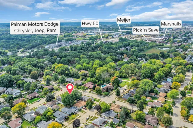 $430,000 | 4820 71st Street, Kenosha, WI 53142