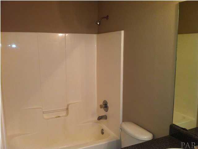 6680 Da Lisa Road Milton, FL 32583 - Photo 13 of 21 Guest Bath
