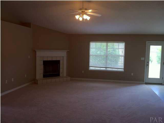 6680 Da Lisa Road Milton, FL 32583 - Photo 6 of 21 Great Room