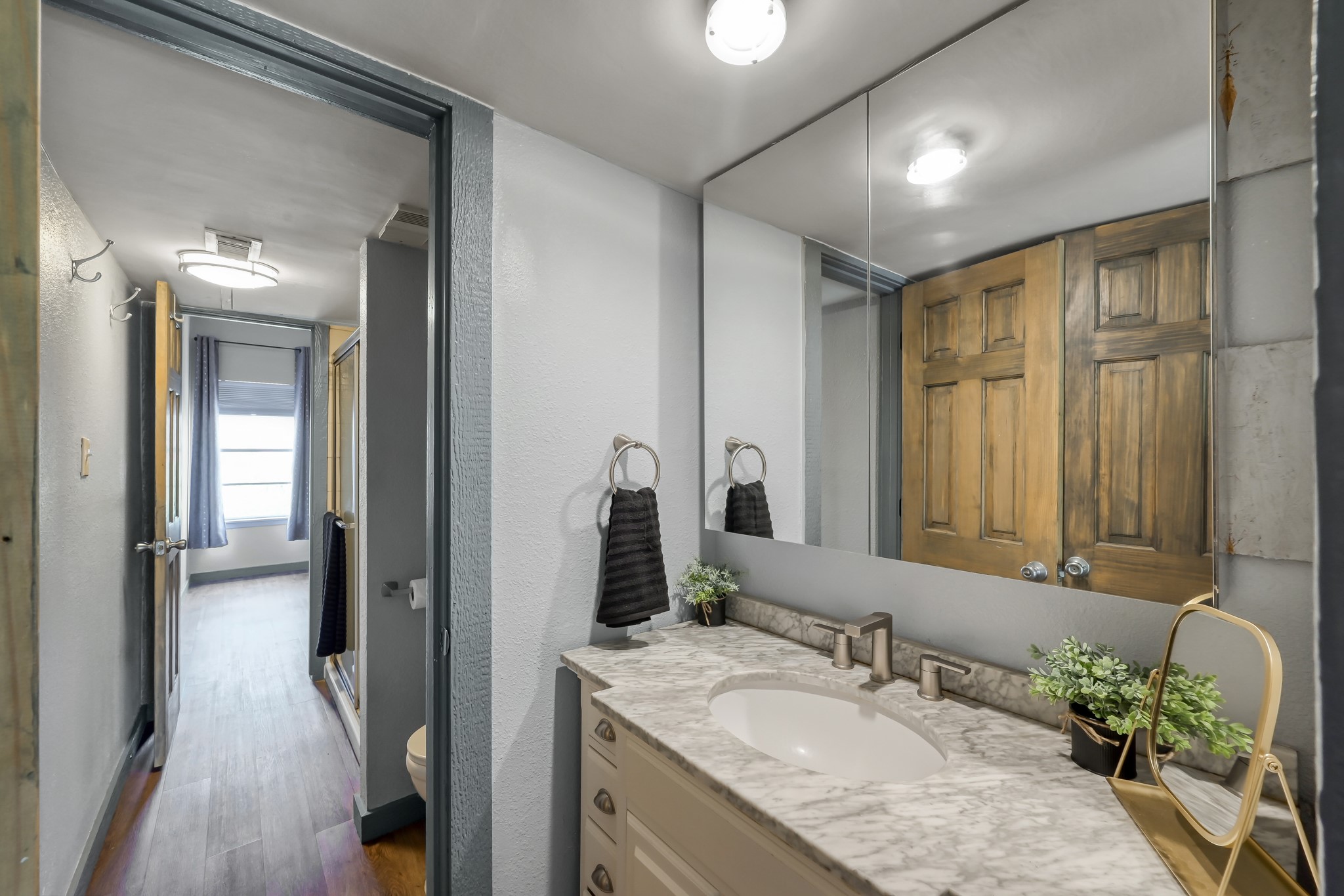 12900 Walden Road, Unit 216B Montgomery, TX 77356 - Photo 9 of 24 Downstairs Bathroom
