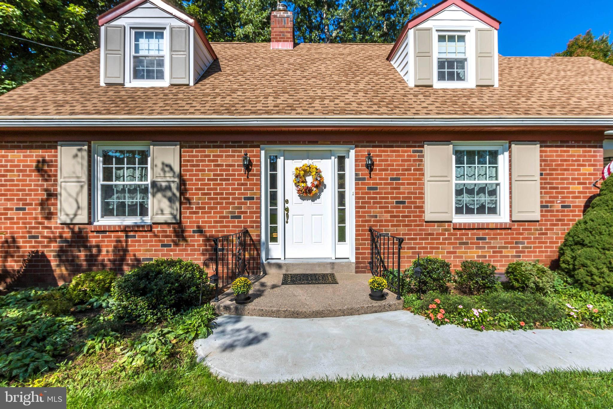 151 Lamp Post Road Doylestown, PA 18901 - Photo 6 of 39 Gallery Image 6