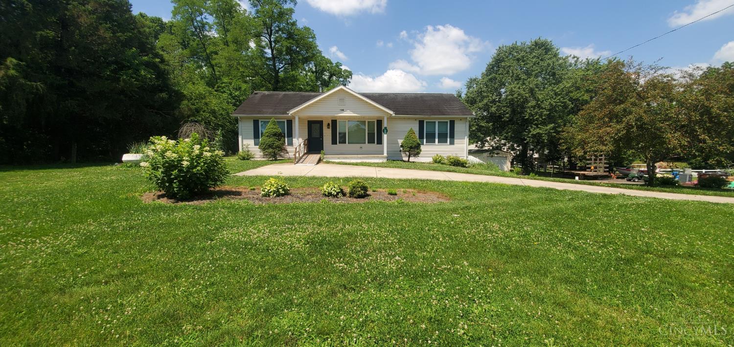 11949 Jacksonburg Road Middletown, OH 45042 - Photo 2 of 15
