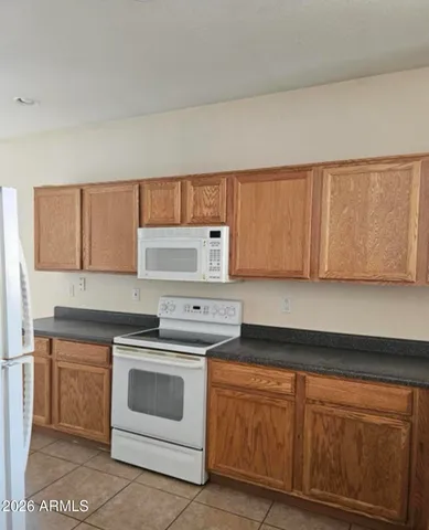 $1,810 | 15165 North 138th Lane, Surprise, AZ 85379