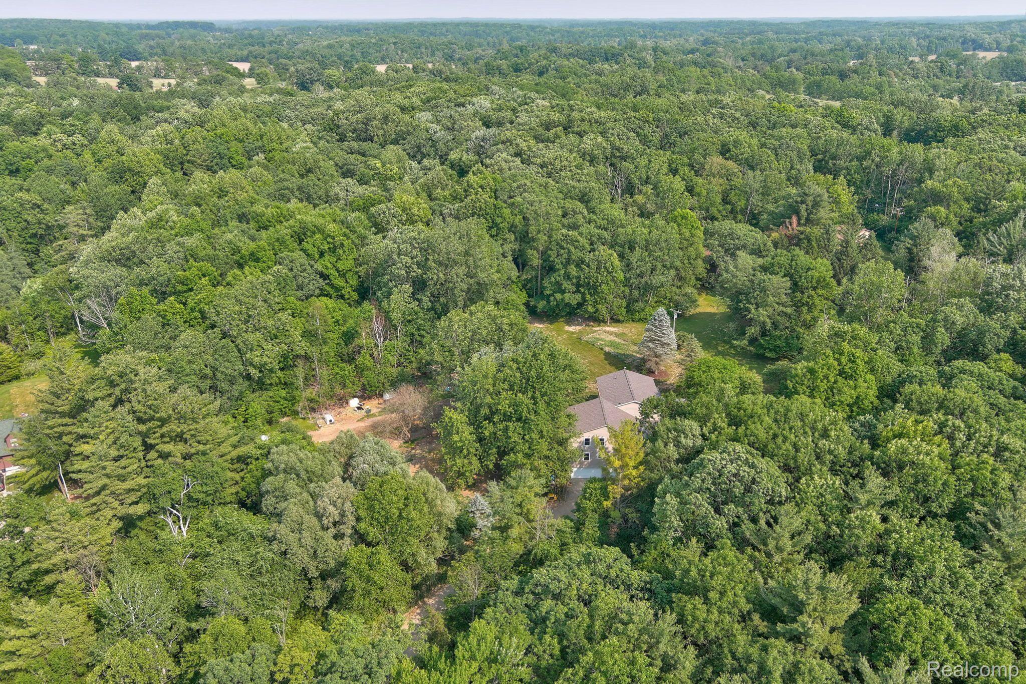 2478 Long Lake Road Lapeer, MI 48446 - Photo 80 of 85 Gallery Image 80