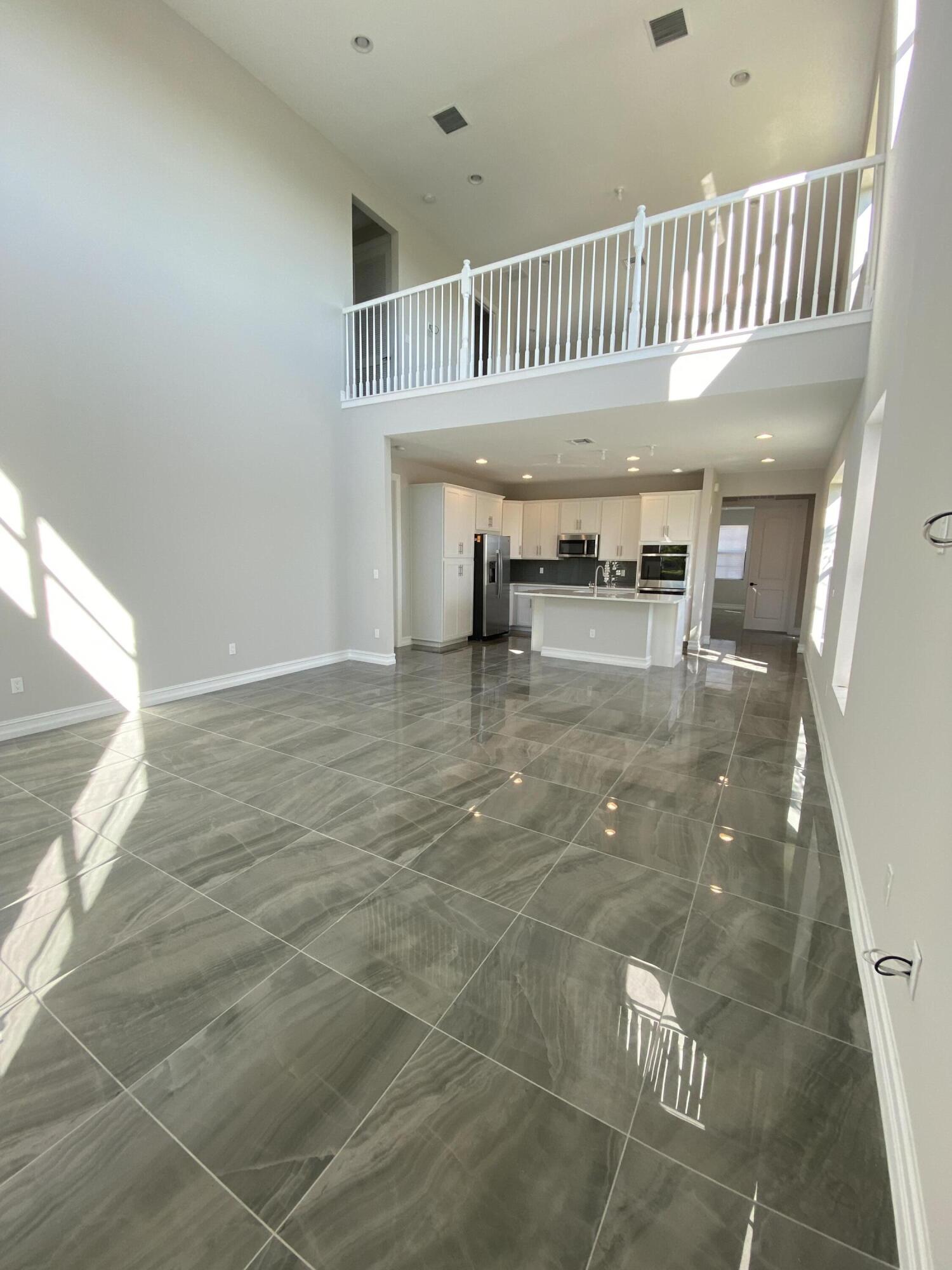 9412 Kinley Place Boca Raton, FL 33428 - Photo 9 of 80 Living room