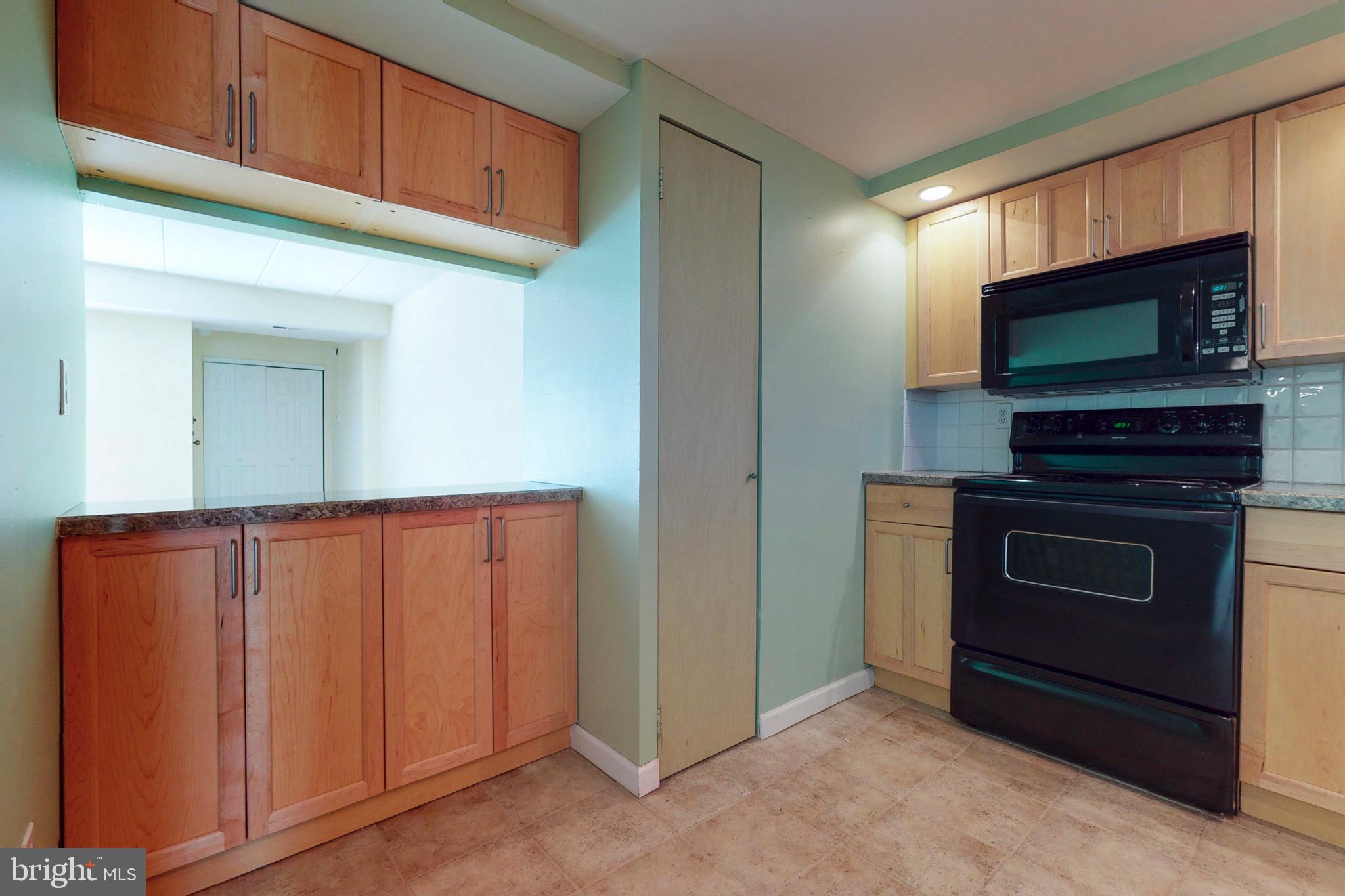 2103 Delaire Landing Road Philadelphia, PA 19114 - Photo 11 of 25 Gallery Image 11