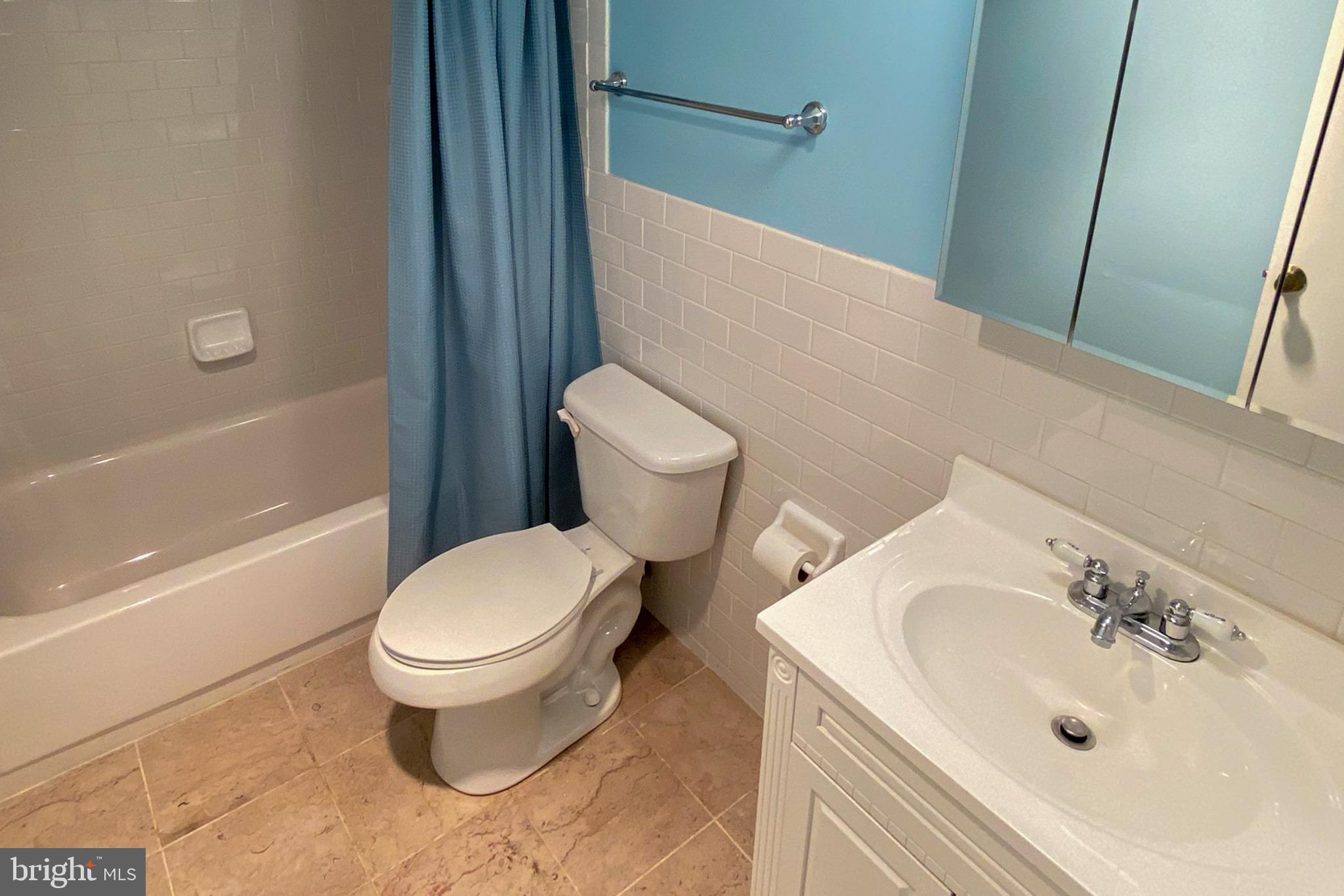 2103 Delaire Landing Road Philadelphia, PA 19114 - Photo 17 of 25 Gallery Image 17