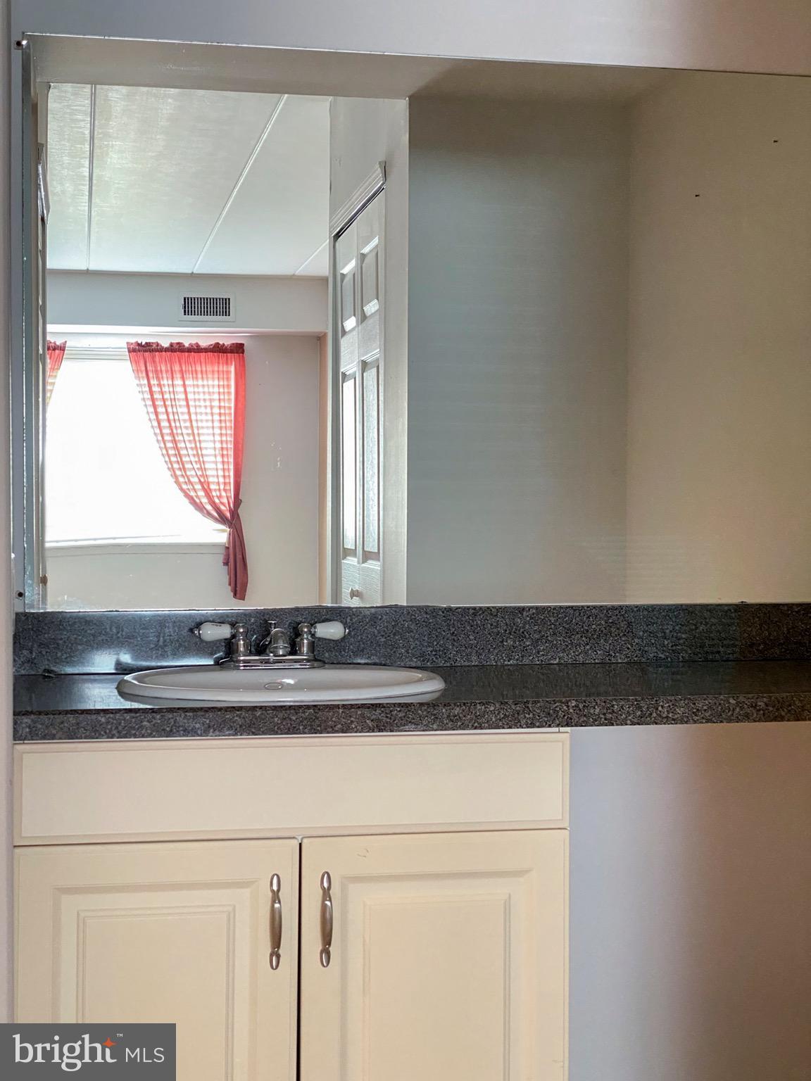 2103 Delaire Landing Road Philadelphia, PA 19114 - Photo 24 of 25 Gallery Image 24